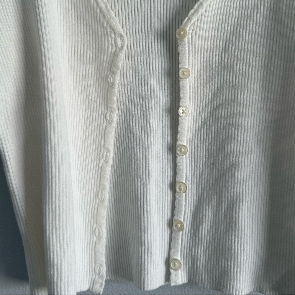 John Galt/Brandy Melville White Shannon Cardigan - Picture 4 of 7